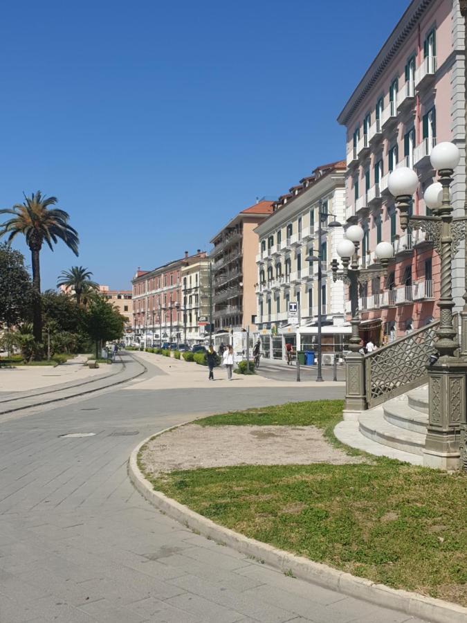 La Residenza Della Fenice Castellammare di Stabia Bagian luar foto